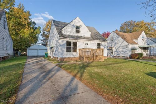 5732 E 141st St, Maple Heights, OH, 44137-3871 | Card Image