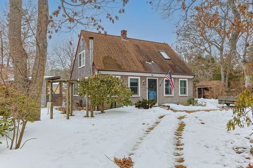 25 Rainbow Ln, Mashpee, MA, 02649-3602 | Card Image