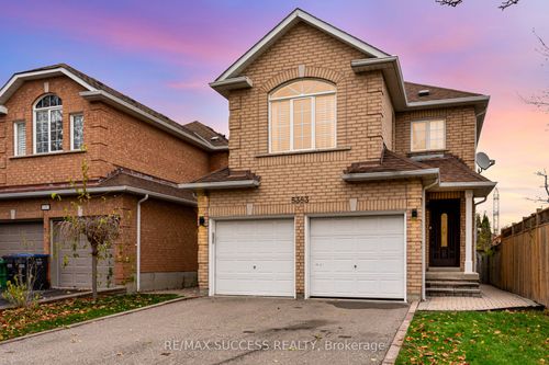 5383 Red Brush Dr, Mississauga, ON, L4Z4B2 | Card Image
