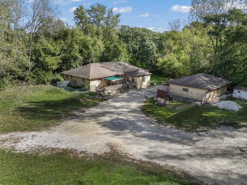 12290 233rd Ave, Trevor, WI, 53179-9493 | Card Image