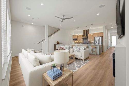 308-1901 S Harwood St, Dallas, TX, 75215-1226 | Card Image