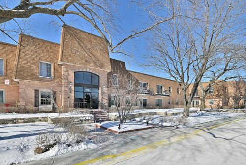 apt-225-1230 Park Ave W, Highland Park, IL, 60035-2246 | Card Image