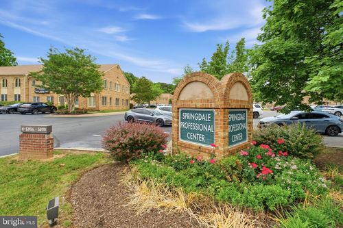 a-andamp-b-5051 Backlick Rd, ANNANDALE, VA, 22003-6045 | Card Image