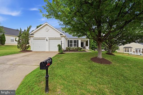 17248 Four Seasons Dr, DUMFRIES, VA, 22025-1847 | Card Image