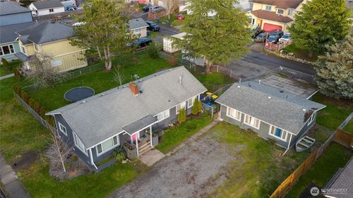 2124 Woburn St, Bellingham, WA, 98229-3882 | Card Image