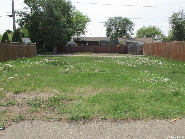 710 9th Ave W, House other with 2 bedrooms, 1 bathrooms and 1 parking in Nipawin SK | Image 24