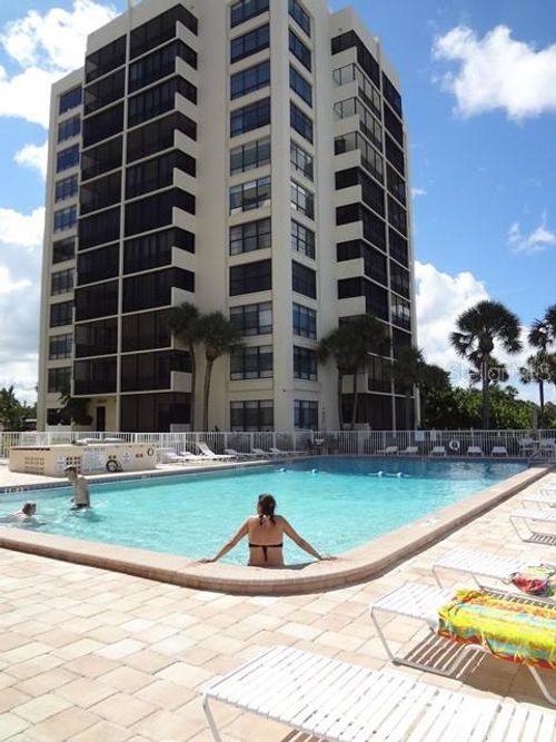 apt-803-627 Alhambra Rd, VENICE, FL, 34285-2506 | Card Image
