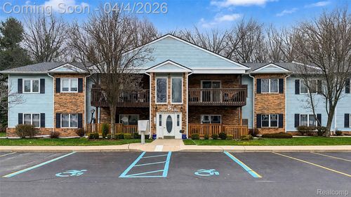 1584 Shoemaker Dr, Westland, MI, 48185-7706 | Card Image