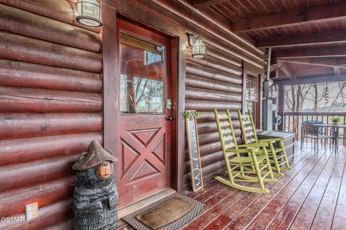 1038 Willard Way, Sevierville, TN, 37876-1382 | Card Image