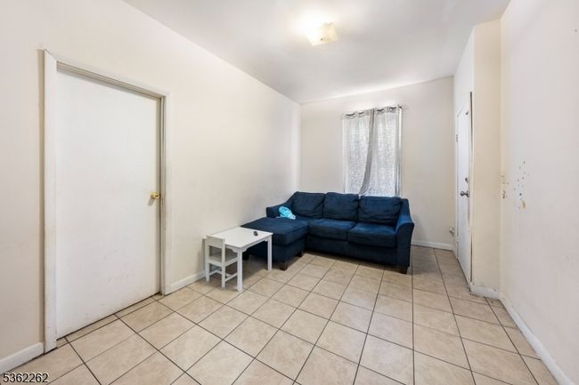 639 N 8 Th St, Home with 6 bedrooms, 3 bathrooms and null parking in Newark NJ | Image 14
