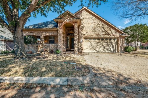 1008 Gabriel Ln, Fort Worth, TX, 76116-1607 | Card Image