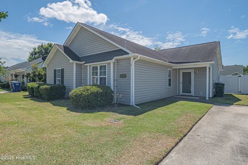 3652 Highland Dr, Ayden, NC, 28513-3028 | Card Image