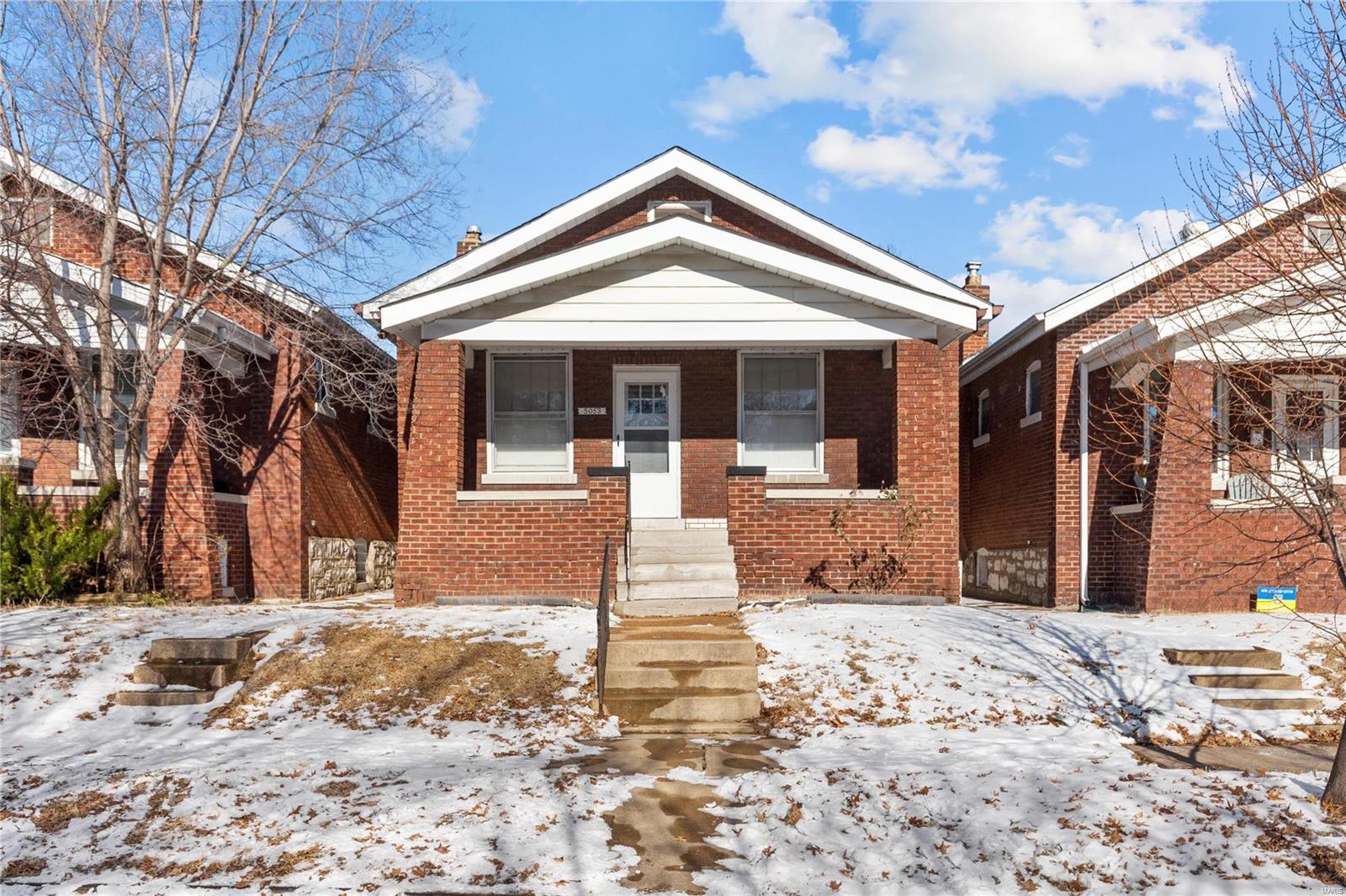 Rosa Ave, Saint Louis, MO 63109