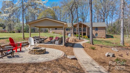 8194 Mallard Rd, Denver, NC, 28037-8633 | Card Image