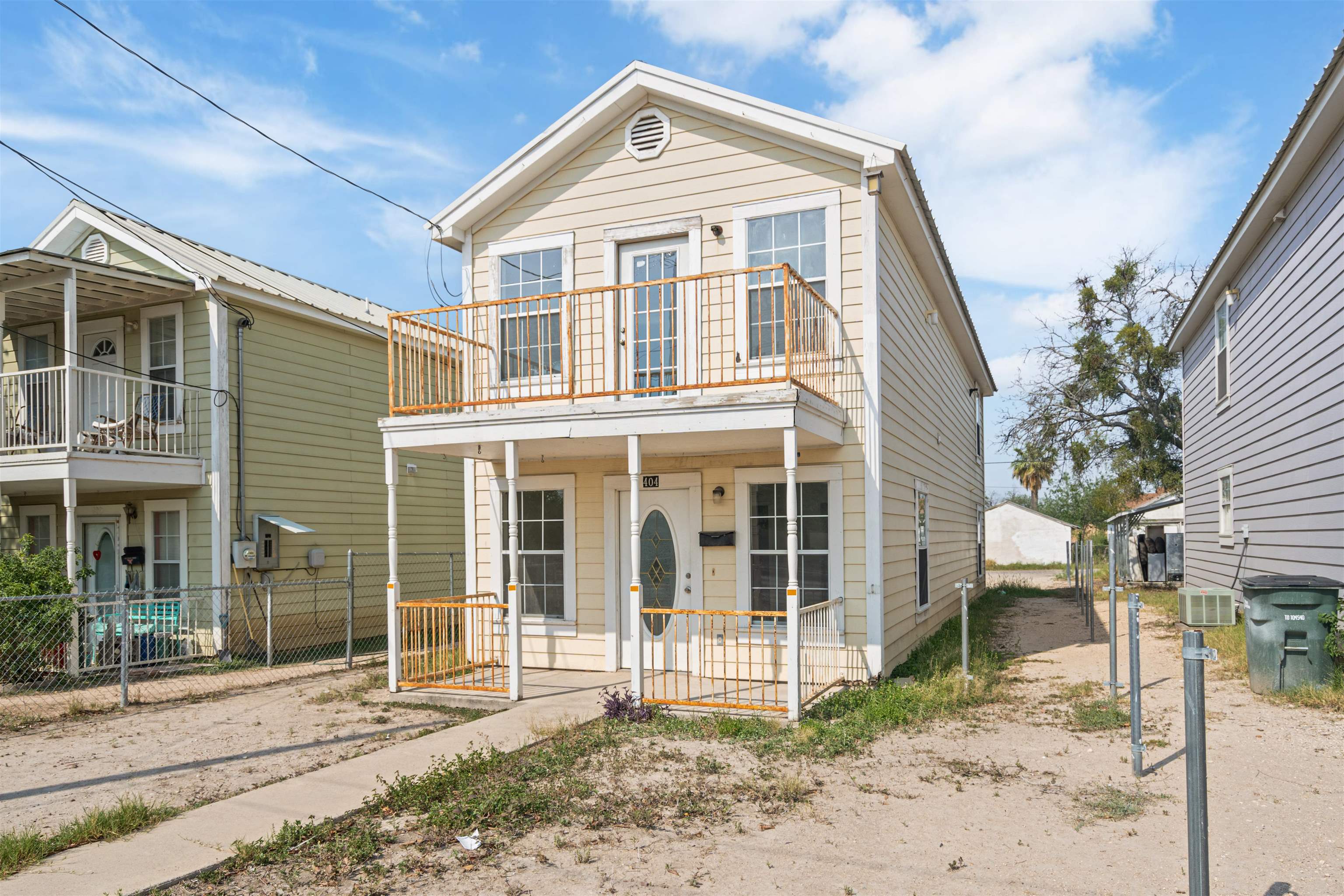Residential in Del Rio 3