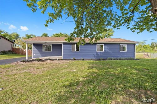 685 Sand Prairie Rd, Granite City, IL, 62040-6554 | Card Image