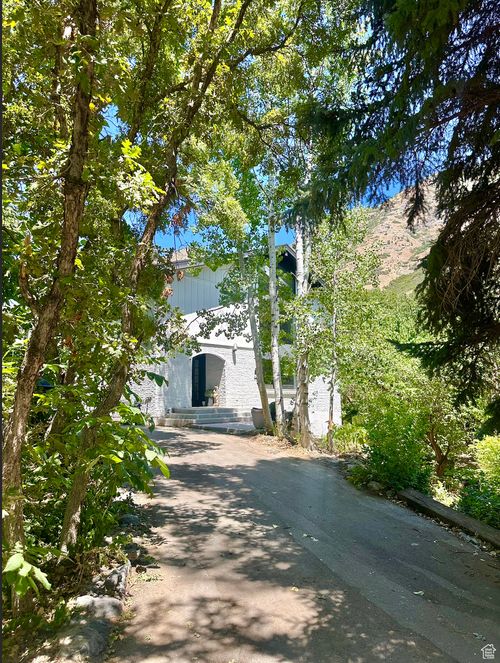 3442 Navajo Ln, Provo, UT, 84604-4812 | Card Image