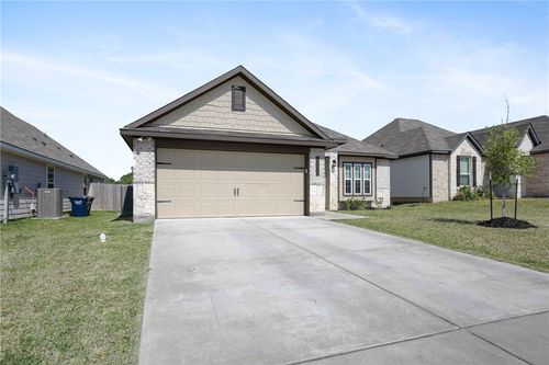 1320 Kingsgate Dr, Bryan, TX, 77807-4884 | Card Image