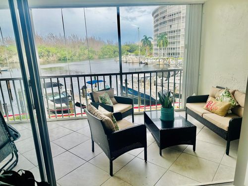 apt-228-1427 E Hillsboro Blvd, Deerfield Beach, FL, 33441-4210 | Card Image