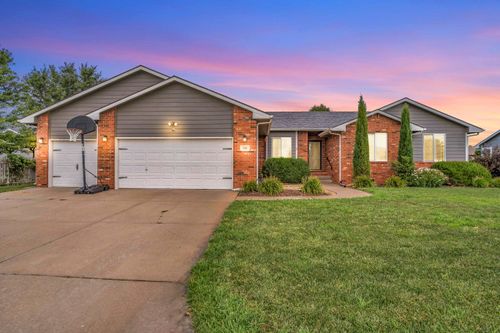 116 Victoria Rd, Newton, KS, 67114-5623 | Card Image