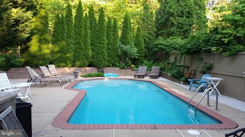 7403 Carmine St, Annandale, VA, 22003-5543 | Card Image