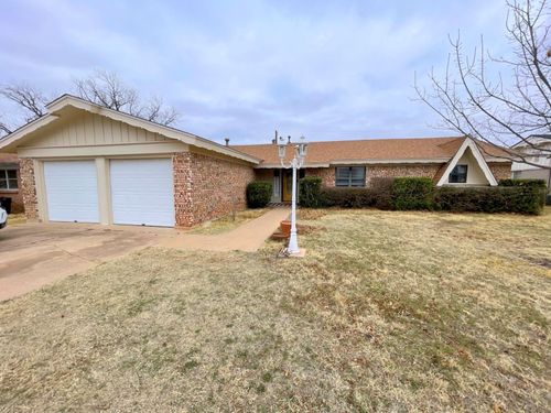 909 Harwell St, Abilene, TX, 79601-4611 | Card Image