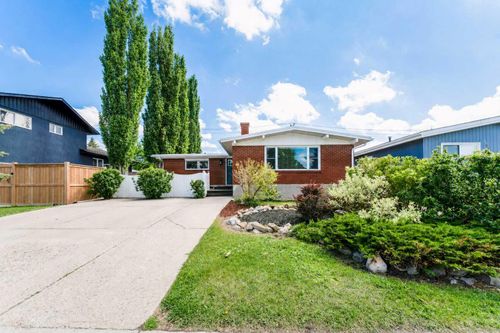 2023 8 Ave Ne, Calgary, AB, T2E0T5 | Card Image