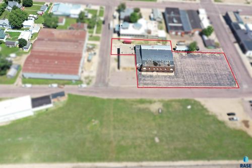 212 Sw 2nd St Street, Madison, SD, 57042 | Card Image