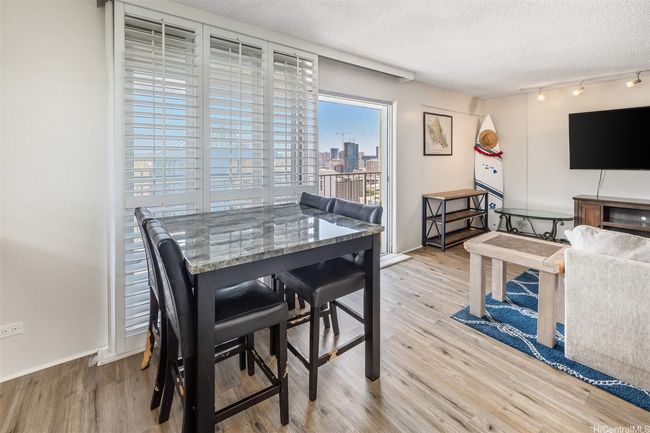 PHA - 1111 Wilder Ave, Condo with 2 bedrooms, 2 bathrooms and 1 parking in Honolulu HI | Image 13