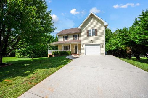 394 Addie Way, Lynchburg, VA, 24501-7293 | Card Image