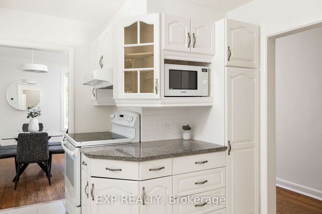 44 Rossburn Dr, House other with 4 bedrooms, 2 bathrooms and 3 parking in Etobicoke ON | Image 16