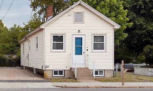14 Hartford Ave E, Uxbridge, MA, 01569 | Card Image