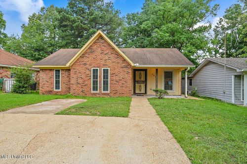 757 Sandy Ln, Pearl, MS, 39208-6248 | Card Image