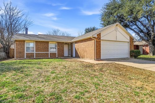 4321 Sweetgum Way, Fort Worth, TX, 76133-7526 | Card Image