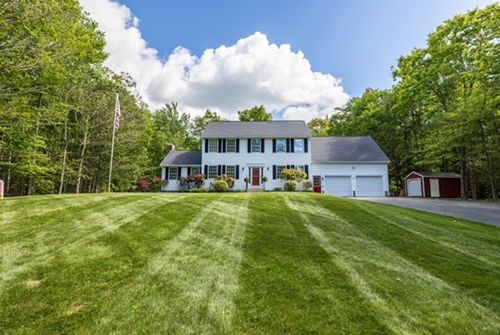 130 Beech Hill Rd, Mont Vernon, NH, 03057-1104 | Card Image