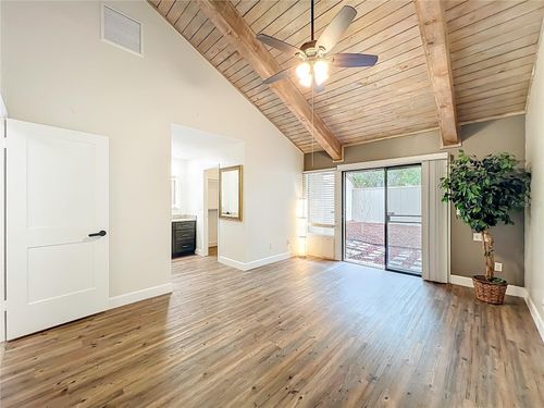 207 Weeping Elm Ln, LONGWOOD, FL, 32779-4928 | Card Image