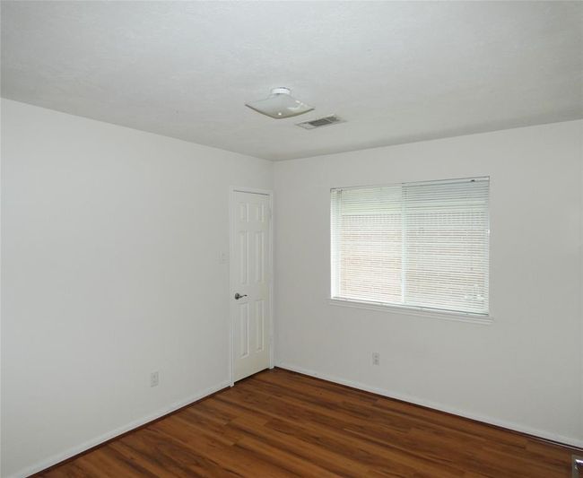 3015 Davey Oaks Dr, House other with 4 bedrooms, 2 bathrooms and 2 parking in Pearland TX | Image 11