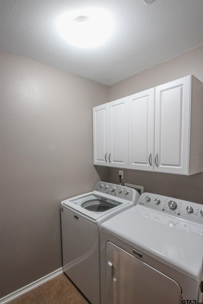 610 Winding Brook Ln, House other with 3 bedrooms, 2 bathrooms and null parking in Tyler TX | Image 20