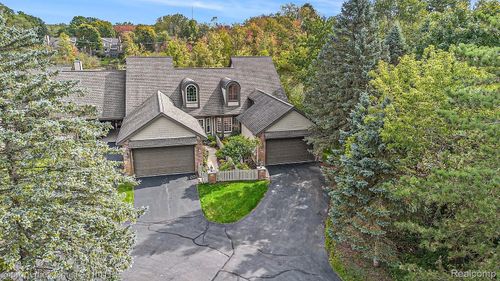 6576 Steeple Rdg, Clarkston, MI, 48346-1589 | Card Image