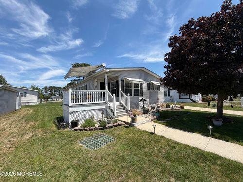 706 Evergreen Ct, Whiting, NJ, 08759-3513 | Card Image