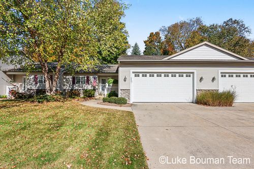 6681 Green Valley Court Se, Caledonia Township, MI, 49316 | Card Image
