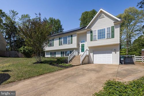 7584 Myers Ct, WARRENTON, VA, 20187-4378 | Card Image