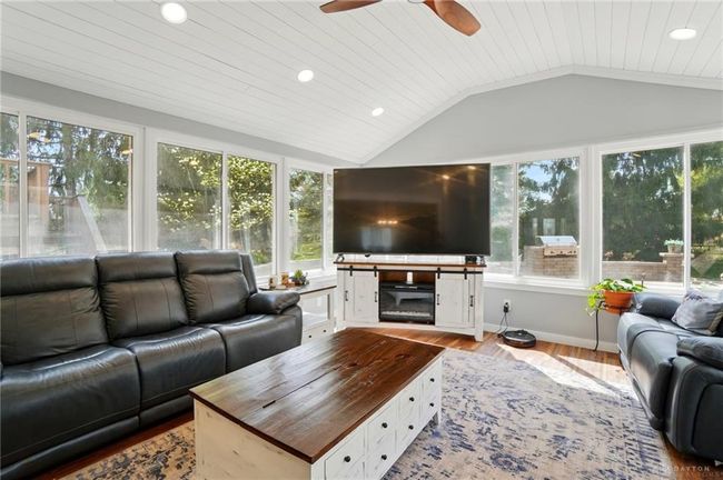 4 season porch | Image 31
