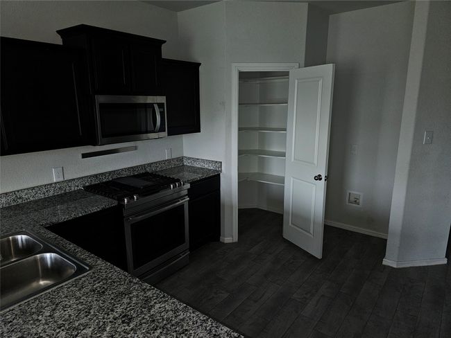 8640 Caldera Ln, House other with 4 bedrooms, 2 bathrooms and null parking in Fort Worth TX | Image 5