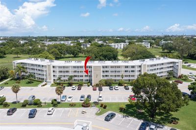 245 - 245 Grantham C, Condo with 2 bedrooms, 2 bathrooms and null parking in Deerfield Beach FL | Image 3