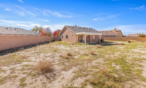 555 Koufax Dr, Lancaster, CA, 93535-2038 | Card Image