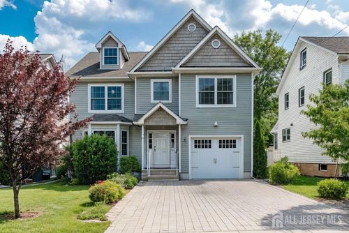 169 Metuchen Ave, WOODBRIDGE, NJ, 07095-1207 | Card Image