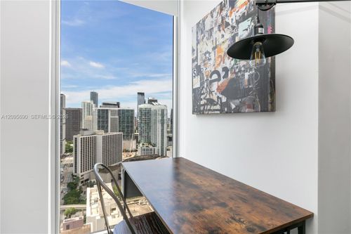 3103-151 Se 1st St, Miami, FL, 33131-1458 | Card Image