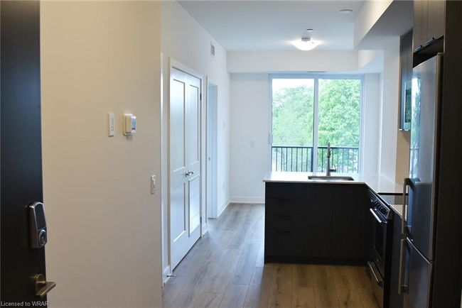 307 - 312 Erb St W, House attached with 1 bedrooms, 1 bathrooms and 1 parking in Waterloo ON | Image 8
