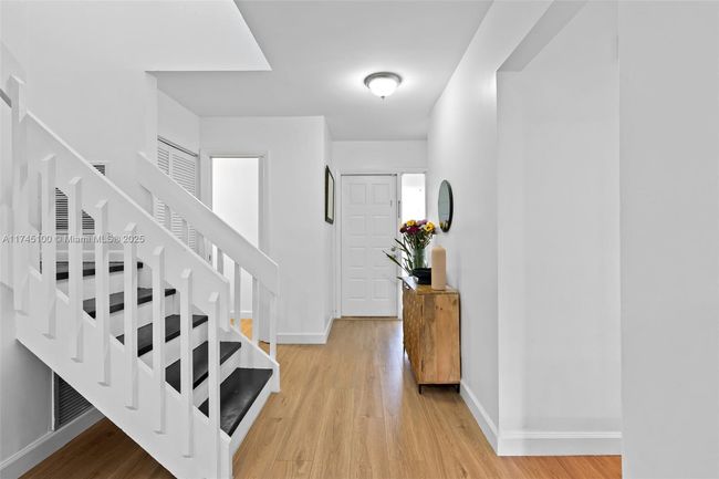 3005 - 3005 Nw 48 Th Ave, Townhouse with 3 bedrooms, 3 bathrooms and null parking in Coconut Creek FL | Image 8